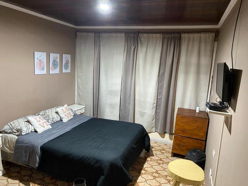 Guembe Al Rio Hostel Puerto Iguazu Exterior photo