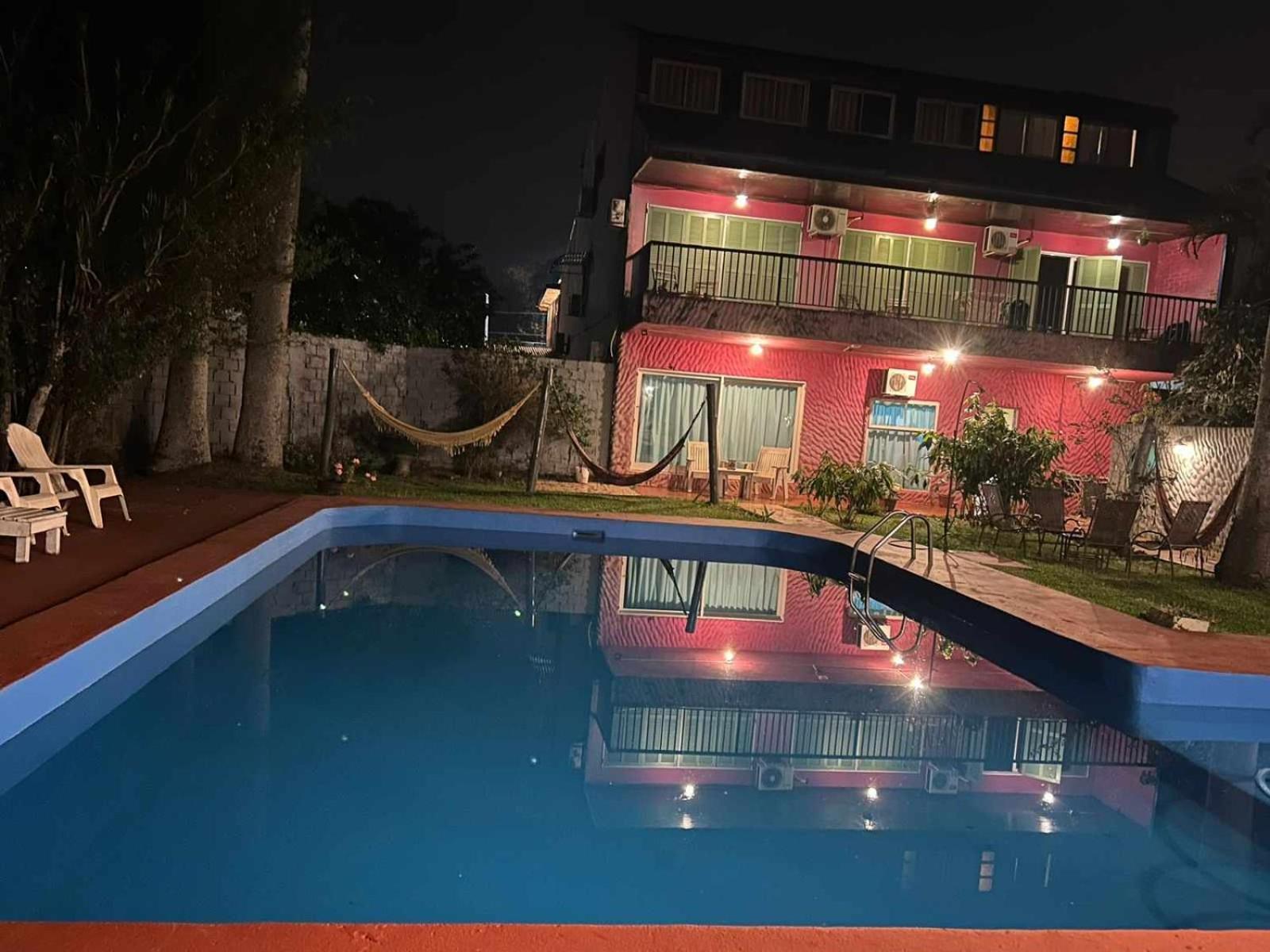 Guembe Al Rio Hostel Puerto Iguazu Exterior photo